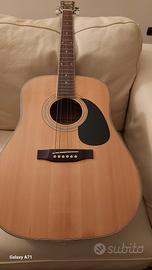 chitarra acustica Sakura