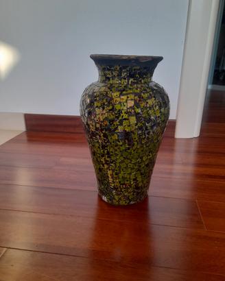 vaso in ceramica e vetro