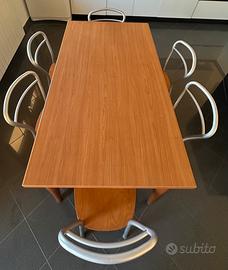 Set tavolo e sedie da cucina in ciliegio