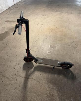 Monopattino Elettrico Xiaomi Ruote Anti-foratura