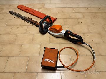 Tagliasiepi professionale STIHL HSA 130R