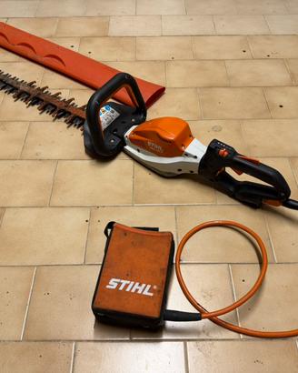 Tagliasiepi professionale STIHL HSA 130R
