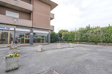 Immobile di 98 m² con 2 locali a Medolago