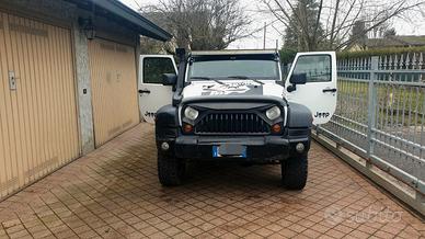 JK RUBICON JEEP Super Accessoriato