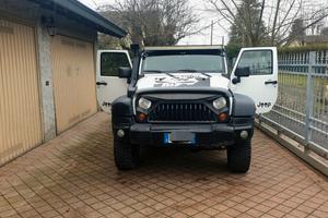 JK RUBICON JEEP Super Accessoriato