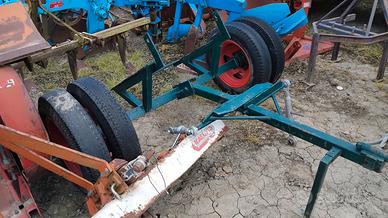 Carrello per spandiconcime