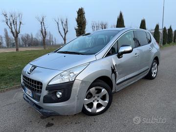 Peugeot 3008 2.0 HDi 150CV Business