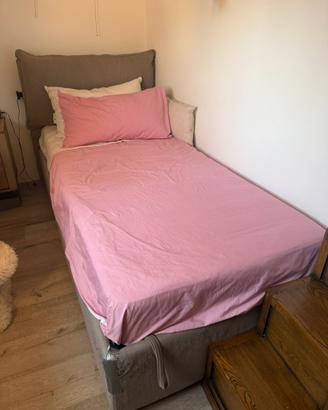 Letto Ikea contenitore + materasso ikea a molle