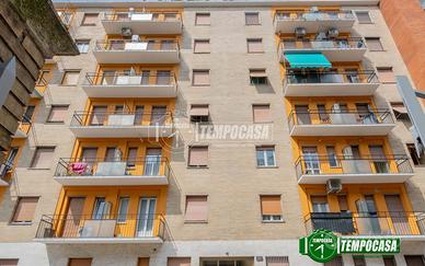 BILOCALE CON BALCONE