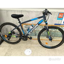 MOUNTAINBIKE ROCKRIDER520 BLU