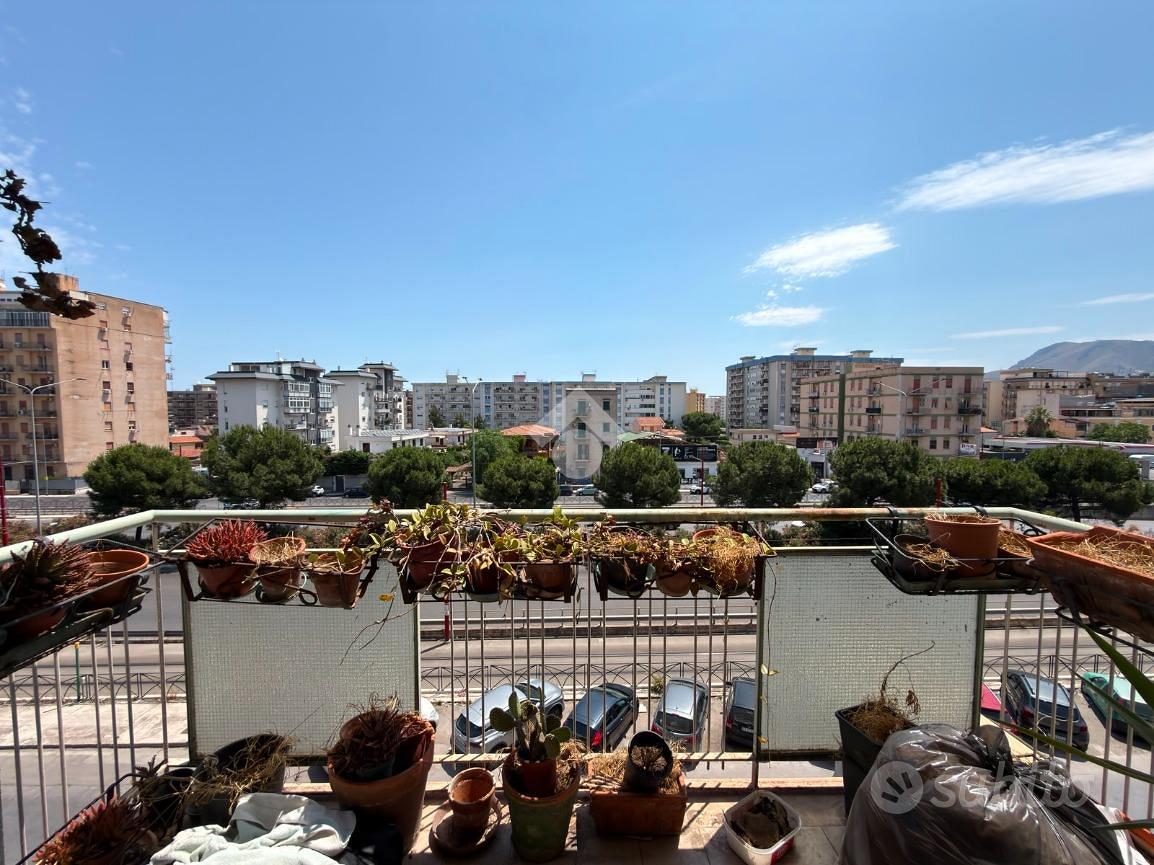 Appartamento – Palermo, Villaggio Santa Rosalia, IV Circoscrizione - Altro