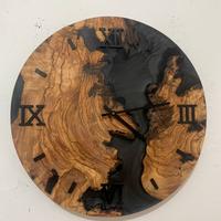 Arredo legno e resina