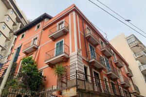 Stanza in bivani zona centro messina