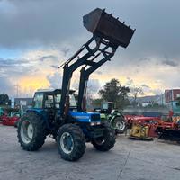 TRATTORE LANDINI 8860 CON CABINA E CARICATORE