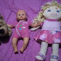 lotto bambole e cane peluche borsa