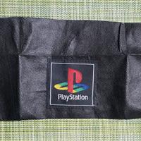 Cover per console Playstation colore nero e rosso