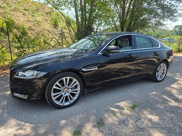 Jaguar XF 2.0 D 240 CV AWD aut. Portfolio