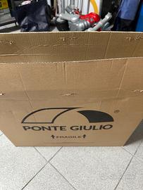 Seggiolino ribaltabile per doccia bianco