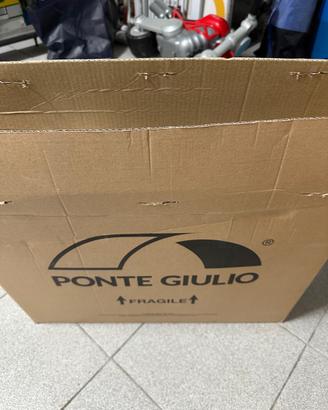 Seggiolino ribaltabile per doccia bianco