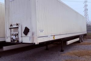 0626 SEMIRIMORCHIO BOX KRONE 2010