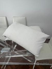 2 cuscini. Fodera esterna: Croff