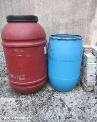 bidoni di plastica 