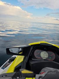 moto d'acqua sea doo 300