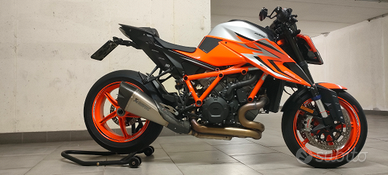 KTM 1290 Super Duke r evo 2022