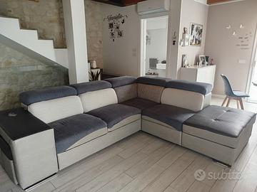 Divano angolare con copridivano