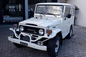 Toyota Land Cruiser BJ42