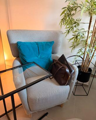 Poltrona con pouf