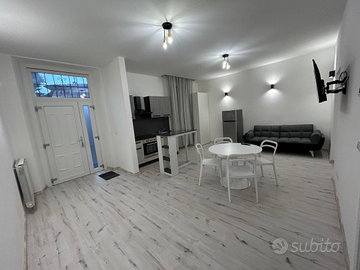 Posti Letto in Appartamento di 100 mq - Zona Via C