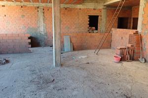 Appartamento al grezzo Santa Giusta