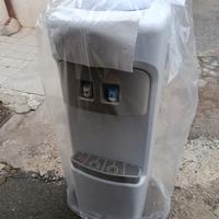 distributore di acqua 