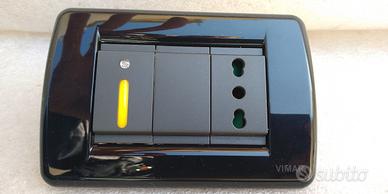 Luce notturna segnapasso led crepuscolare