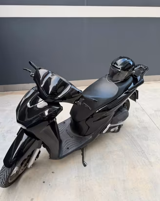 Honda SH 125i (2022) - tagliandato e FULL OPTIONAL