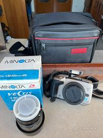 Minolta Vectis S-1 con ob. 28/56 mm e ob. 80/240