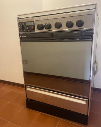 Cucina gas con forno elettrico