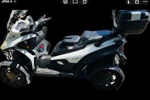 Quadro Quooder QV4