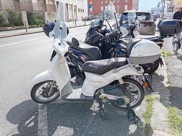 scarabeo 100