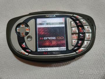Nokia N-Gage QD + scheda MMC con giochi inclusi