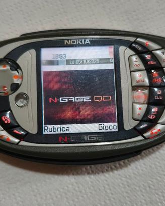Nokia N-Gage QD + scheda MMC con giochi inclusi