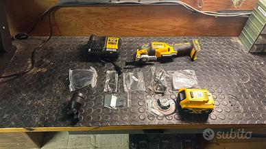 Utensile multifunzione Dewalt XR 5A 18V