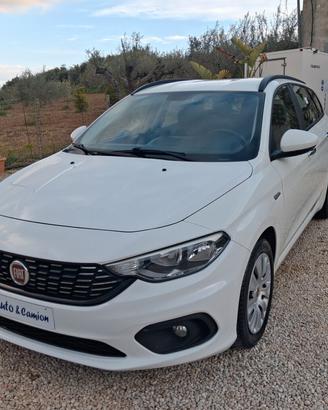 Fiat Tipo sw 1.600cc 120 cv anno 2018