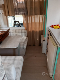 Ford camper del 1987