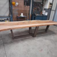 Tavolo lungo con legno rovere