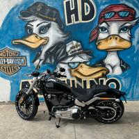 Harley-davidson Softail Breakout MY2025 VIVID BLAC