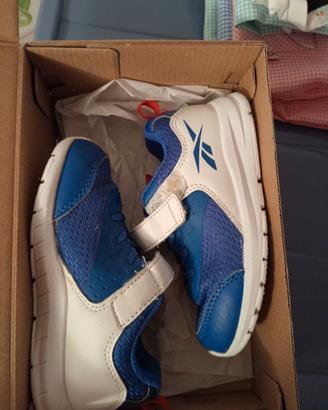 Scarpe bimbo Reebok numero 26