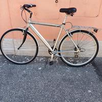 bici da passeggio ruote 28