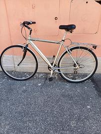 bici da passeggio ruote 28